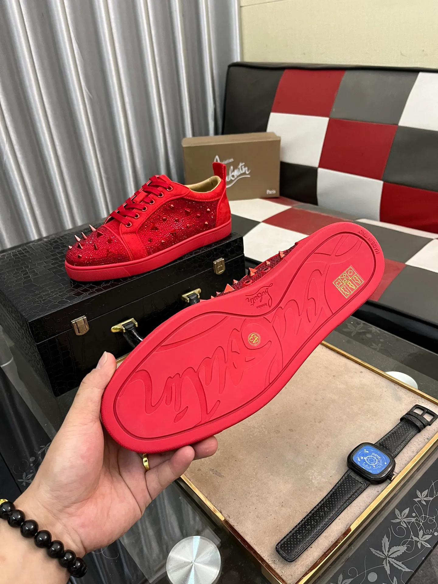 Men's shoes 💰480⌚️⌚️christian louboutin (CL red sole shoes) counter hot diamond series, casual sneakers 📢 📢 📢 Exclusive hot style release🎈🎈💪Movable latex feet👻Finished outsole line [Deyi] Global supply😝 [Top version]: Original imported cowhide upper, top original leather lining, original open-molded TPU outsole, original 1:1 detail processing, original shoe last, large number of ready-made code numbers: 38-44